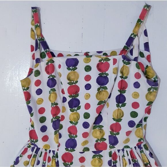 š£HOSTāPICKš£āOOAKĀ BelgianāVintageāFruityāApronāDress - Picture 4 of 15